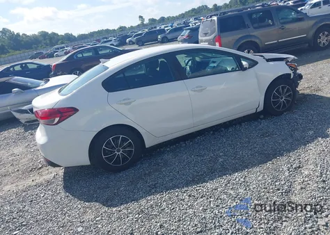 2017 Kia Forte Lx z USA, uszkodzony, nr VIN 3KPFK4A78HE061008